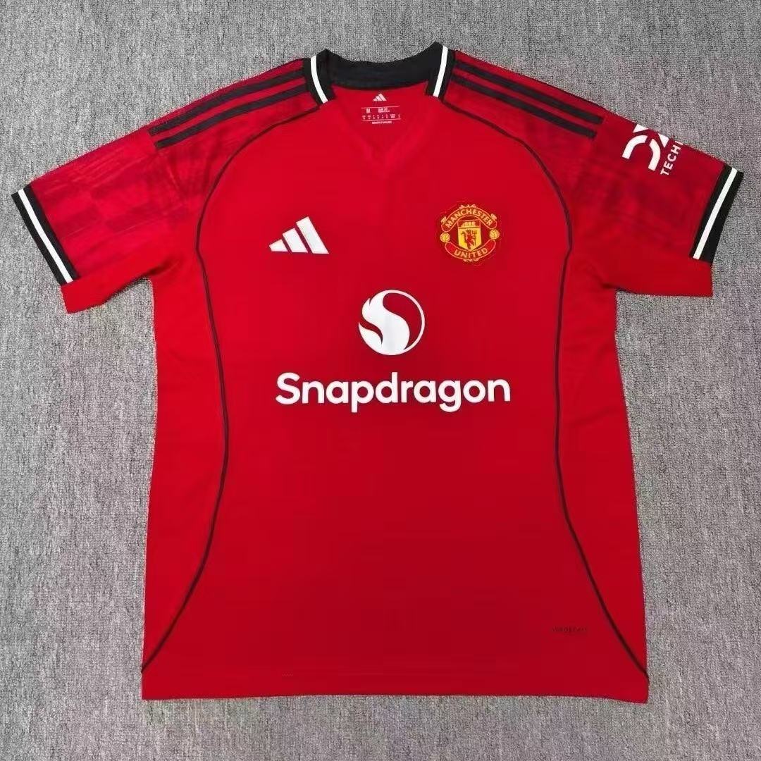 25/26 Manchester United Home Football Shirt Fan version