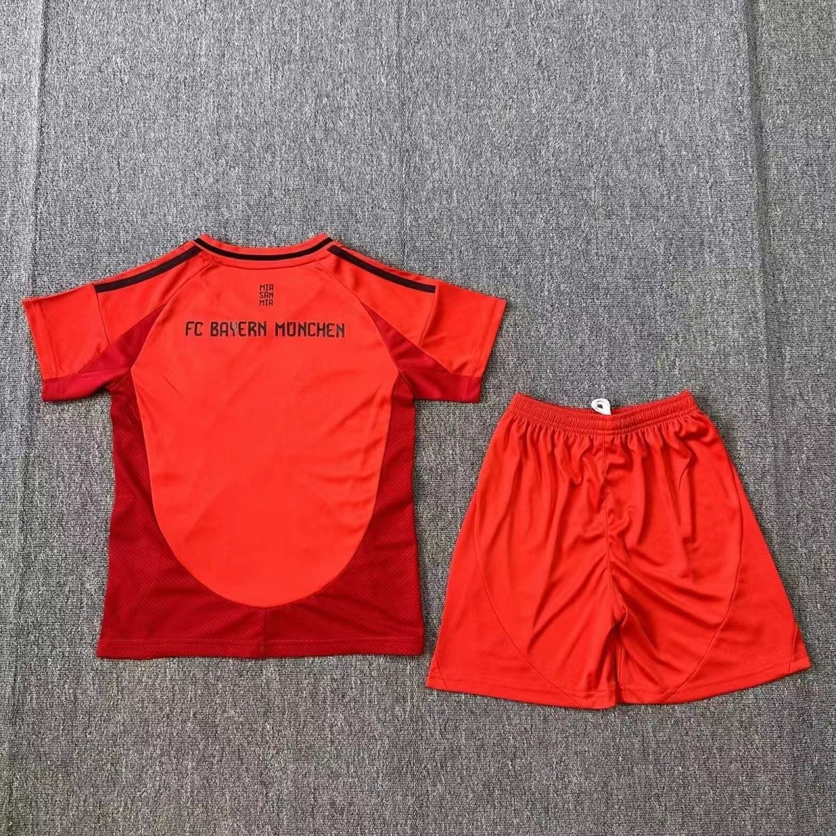 2024 Bayern Munich Home Football Shirt Kids Size