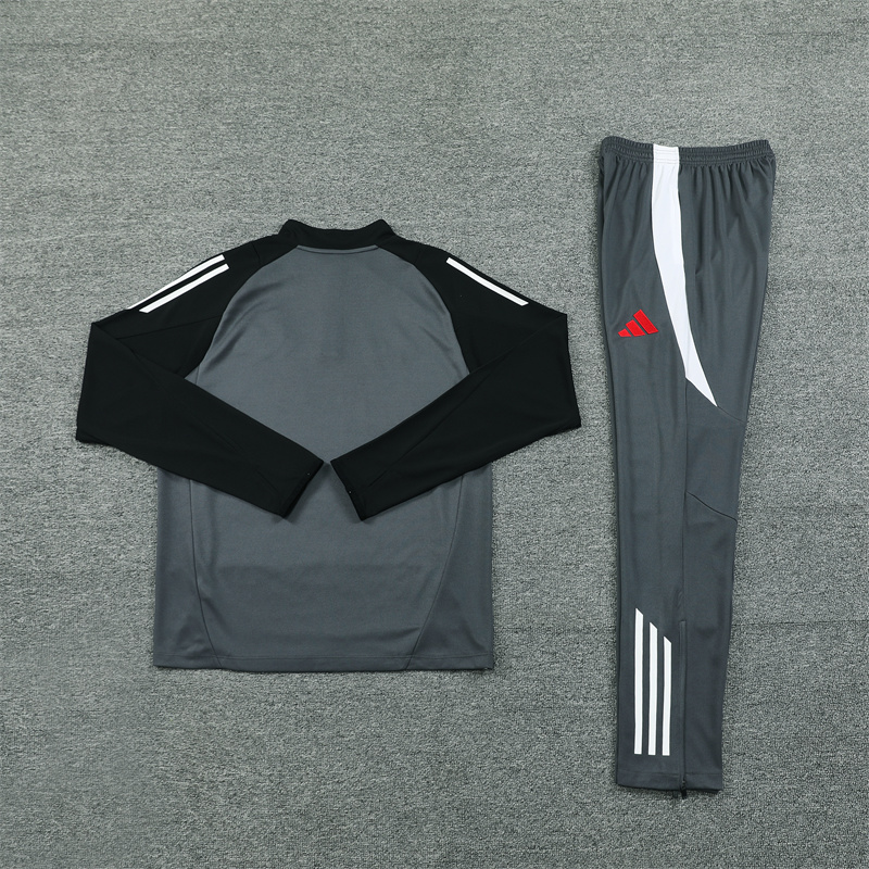 2024 Manchester United Tracksuit Sportswear Adult/ Kids