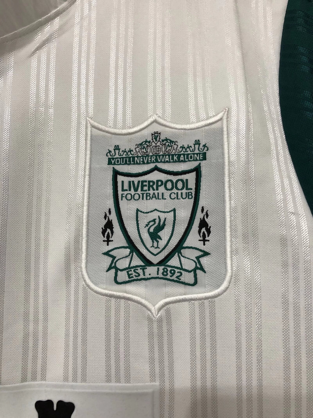 1995-96 Liverpool Away Football Shirt Fan version