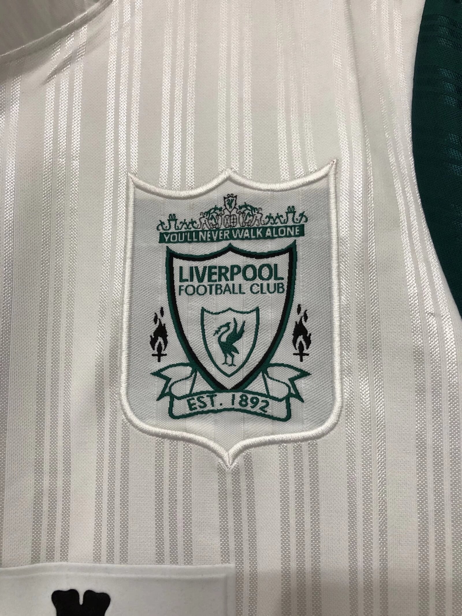 1995-96 Liverpool Away Football Shirt Fan version