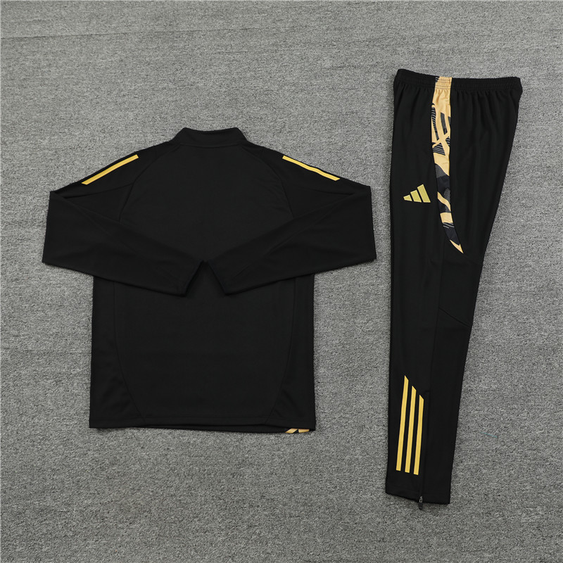 2024 Real Madrid Tracksuit Sportswear Adult/ Kids