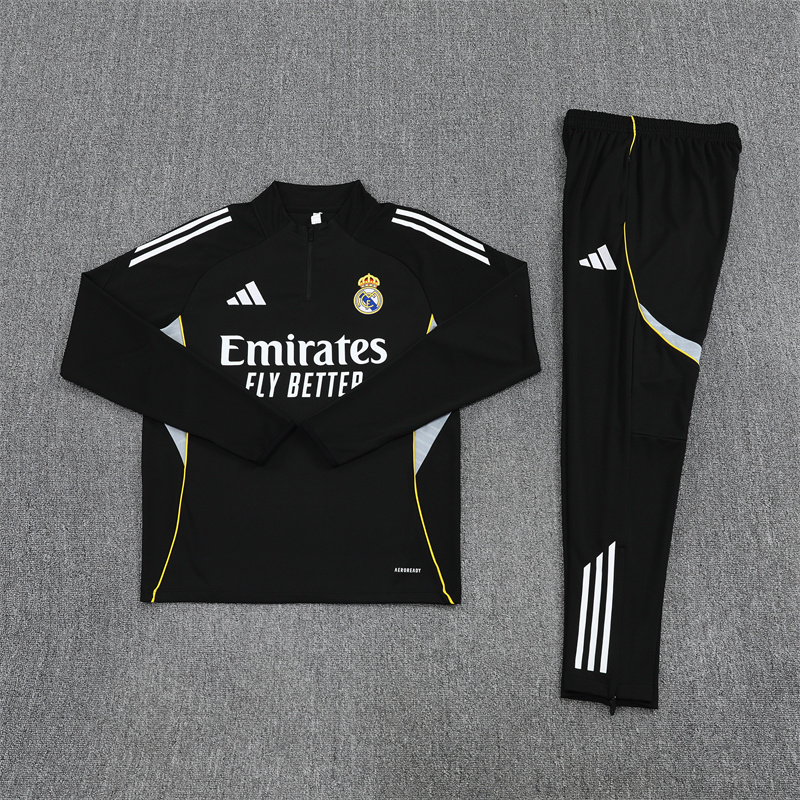 25/26 Real Madrid Tracksuit Sportswear Adult/ Kids