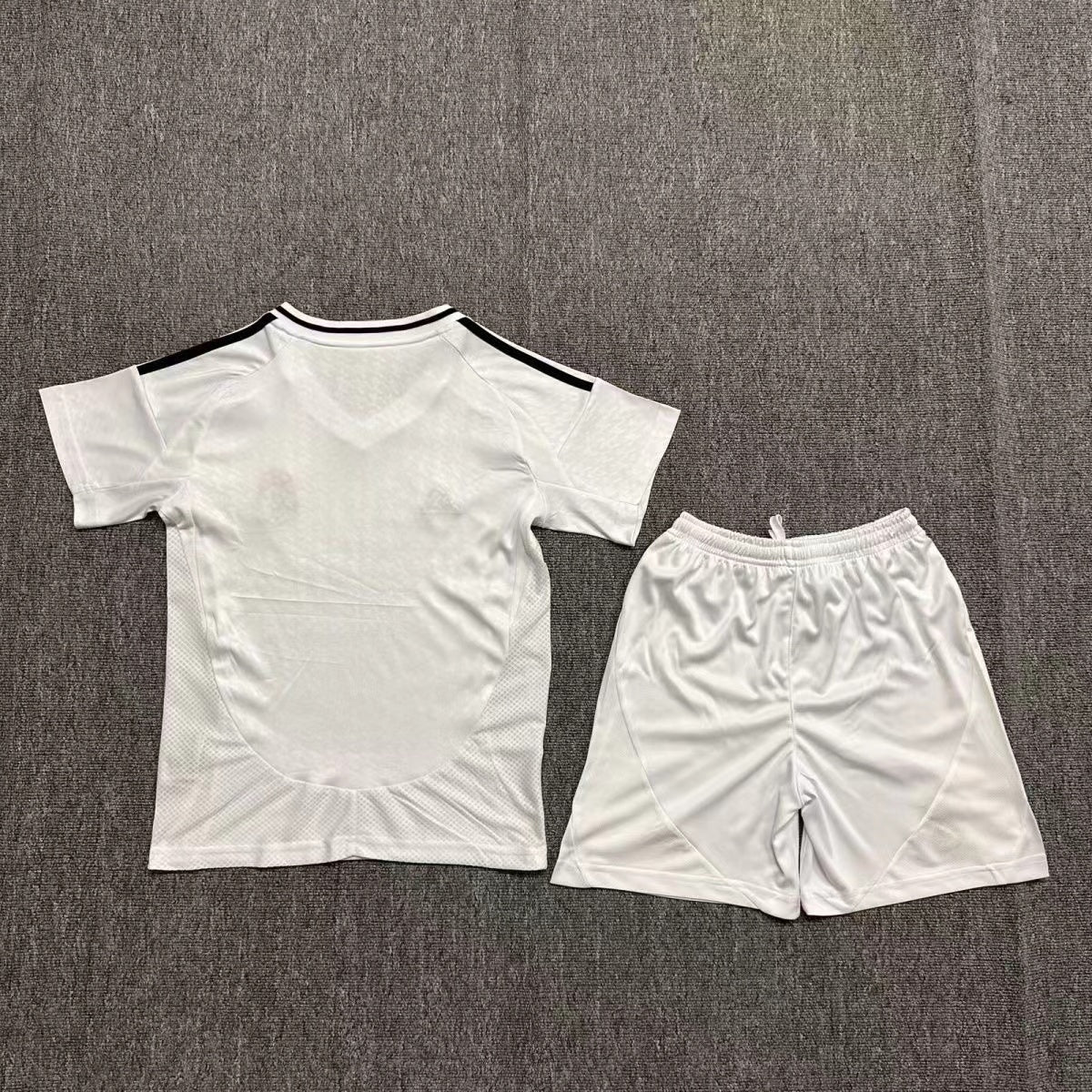 2024 Real Madrid Home Football Shirt Kids Size